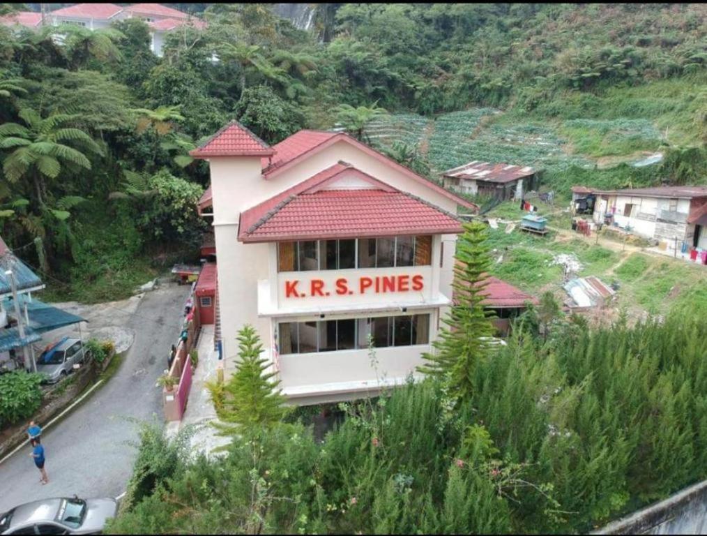 Krs Pines Hotel Камерон-Хайлендс Экстерьер фото